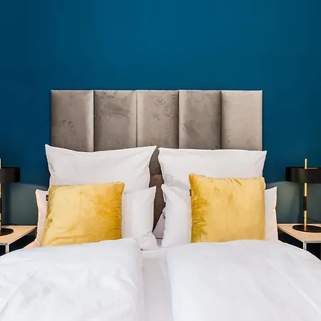 Luxurioeses Designer Mit 3 Schlafzimmern Apartment Berlin
