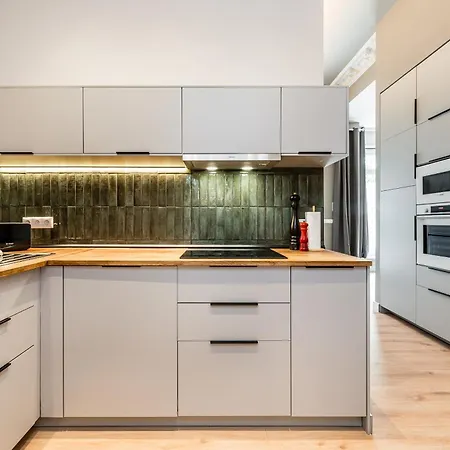 Luxurioeses Designer Mit 3 Schlafzimmern *