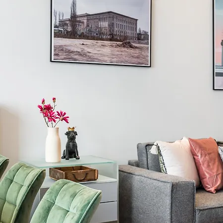 Luxurioeses Designer Mit 3 Schlafzimmern Apartment Berlin