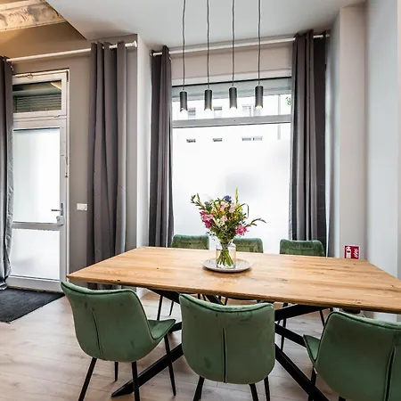 Apartment Luxurioeses Designer Mit 3 Schlafzimmern Berlin