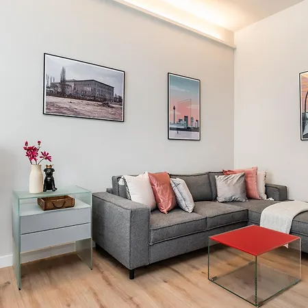 Luxurioeses Designer Mit 3 Schlafzimmern *