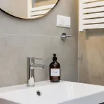 Luxurioese Design Mit Je 3 Schlafzimmern