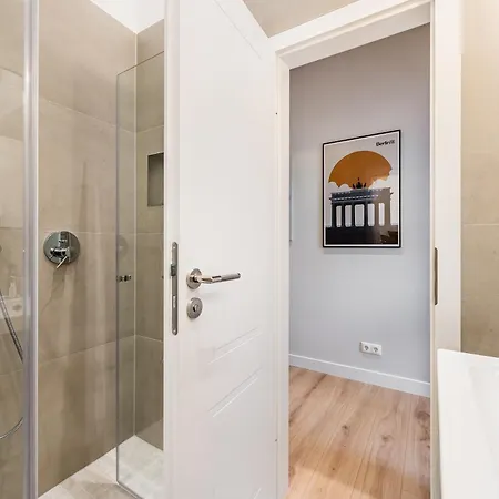 Luxurioese Design Apartments Mit Je 3 Schlafzimmern Berlín