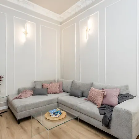 Luxurioese Design Apartments Mit Je 3 Schlafzimmern Berlín