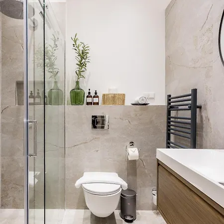 Luxurioese Design Mit Je 3 Schlafzimmern Апартаменты *