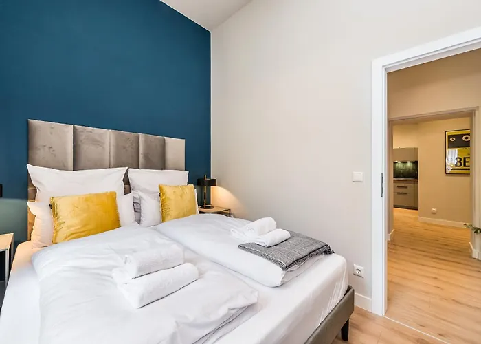 Luxurioese Design Mit Je 3 Schlafzimmern Berlin