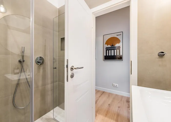 Luxurioese Design Mit Je 3 Schlafzimmern Berlin