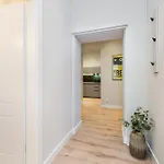 Luxurioese Design Mit Je 3 Schlafzimmern Apartman Berlin