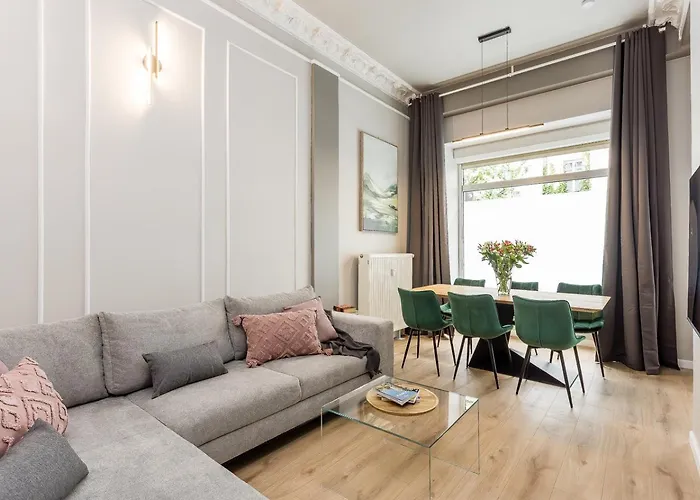 Luxurioese Design Mit Je 3 Schlafzimmern דירה