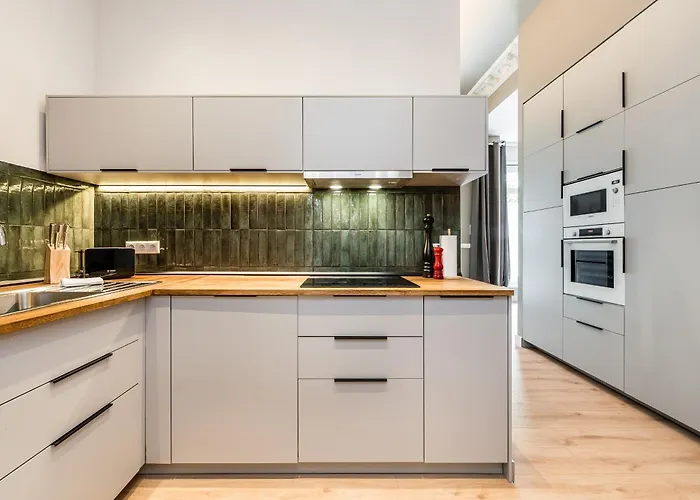 Luxurioese Design Mit Je 3 Schlafzimmern *